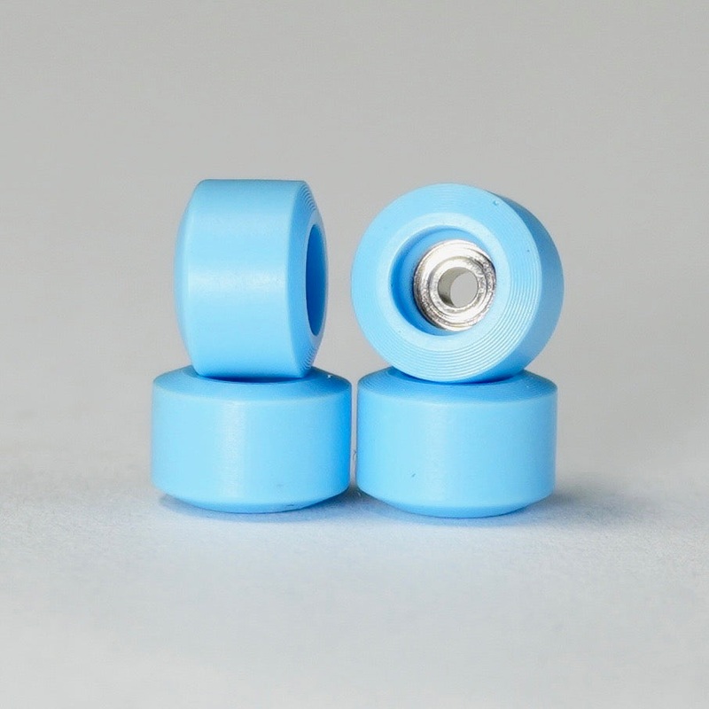 Rushwood Light Blue Medium Fingerboard Wheels Light Blue