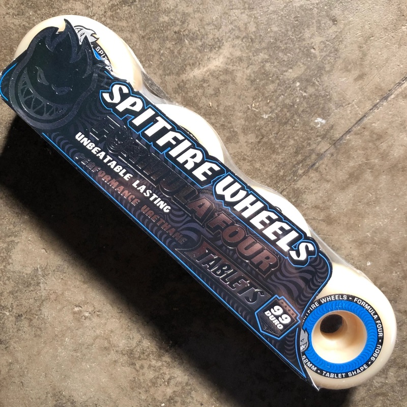 Spitfire – F4 Tablet Wheel 99d 52mm