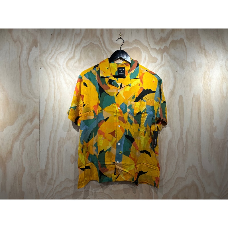 YOTO SS BUTTON UP – TROPICAL S