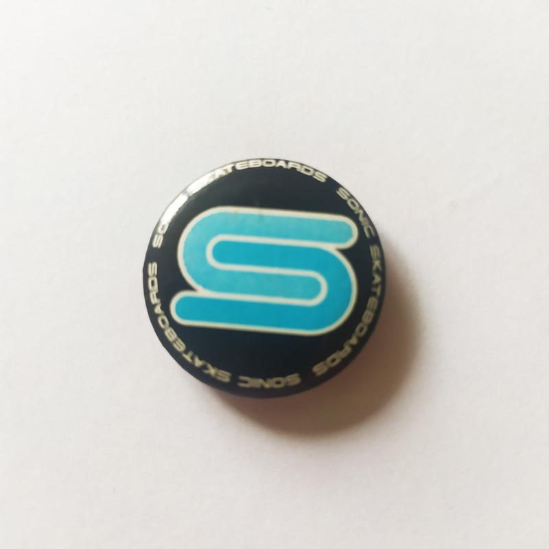 Sonic Skateboards Skate Pin Button