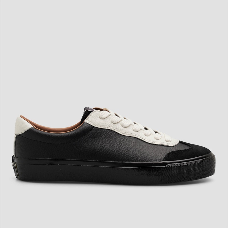 Last Resort AB VM004 Milic Skate Shoes Tuxedo / Black UK3