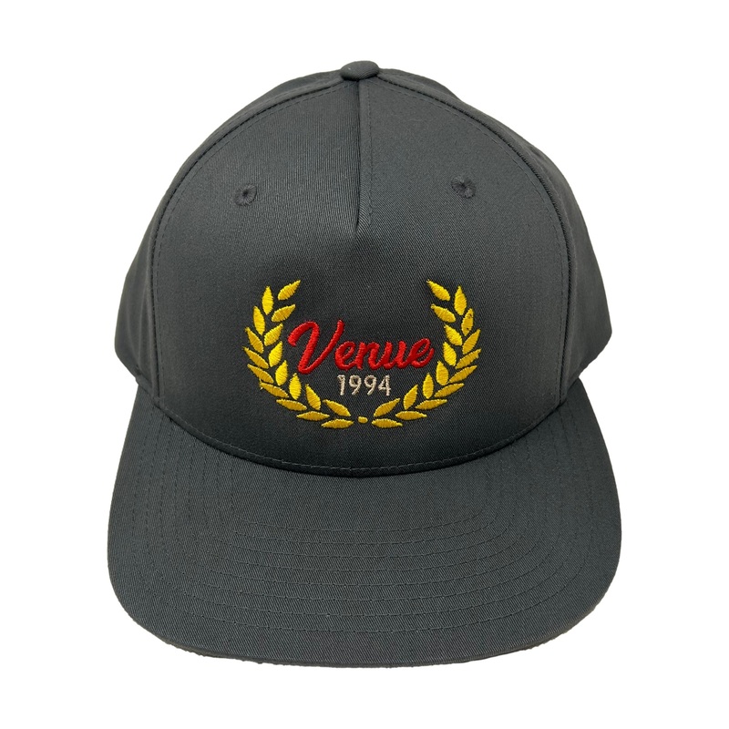 Venue Wreath Pinch Front Hat Flint Grey