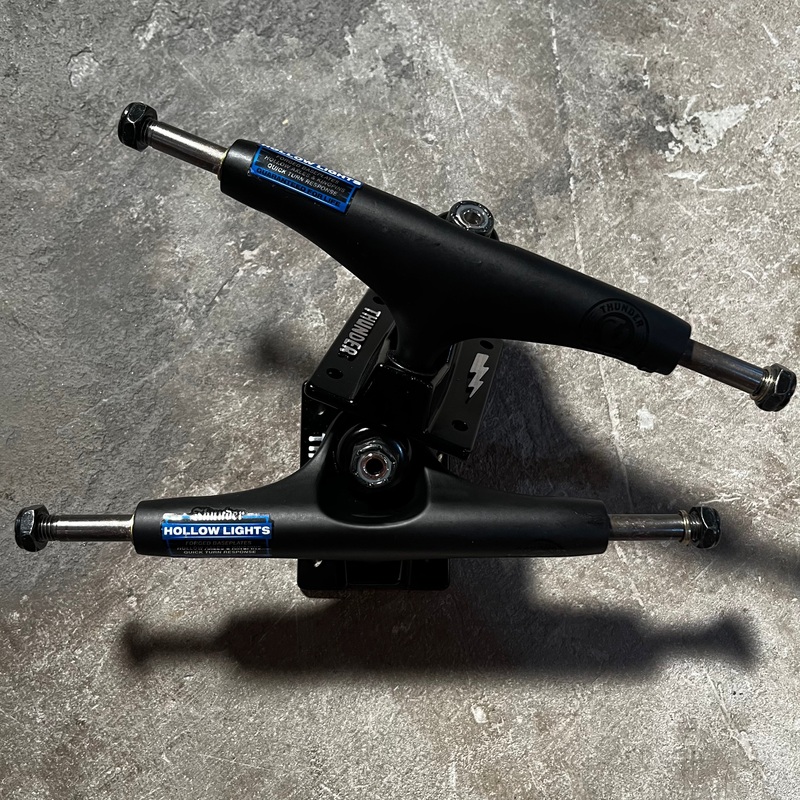 Thunder Trucks – Hollow Night Lights II – Black 147