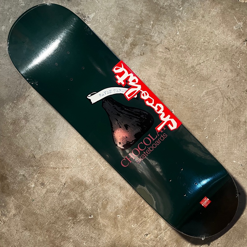 Chocolate Skateboards – Raven Tershy Kiss Deck – 8.375″