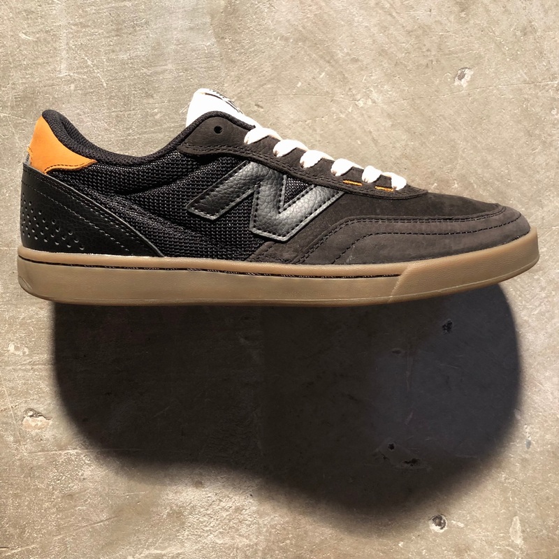 New Balance Numeric – 440 V2 Shoe – Black 9