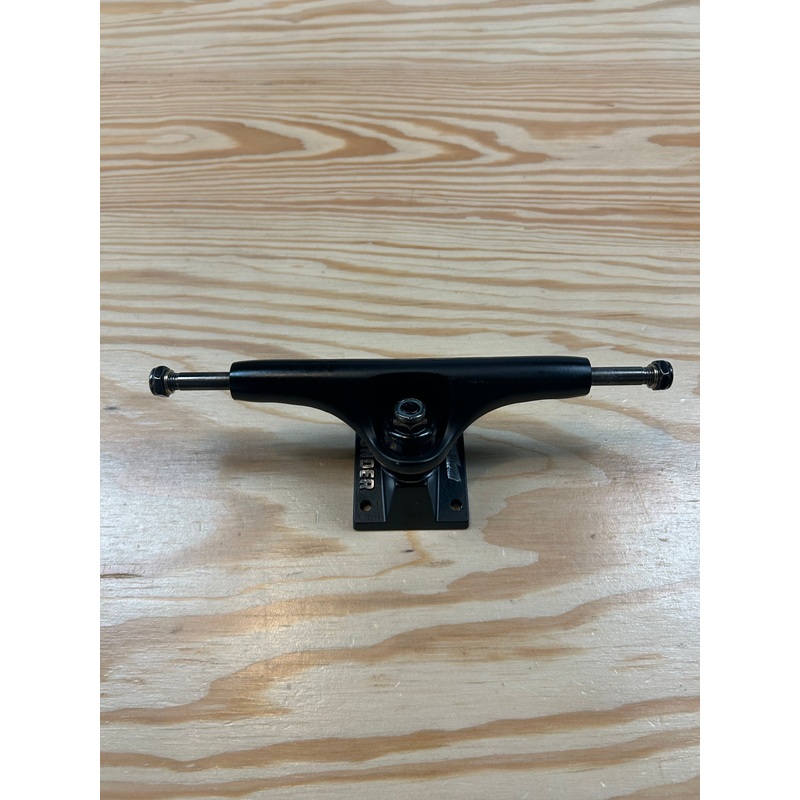 THUNDER SONORA TEAM EDITION BLACK 147