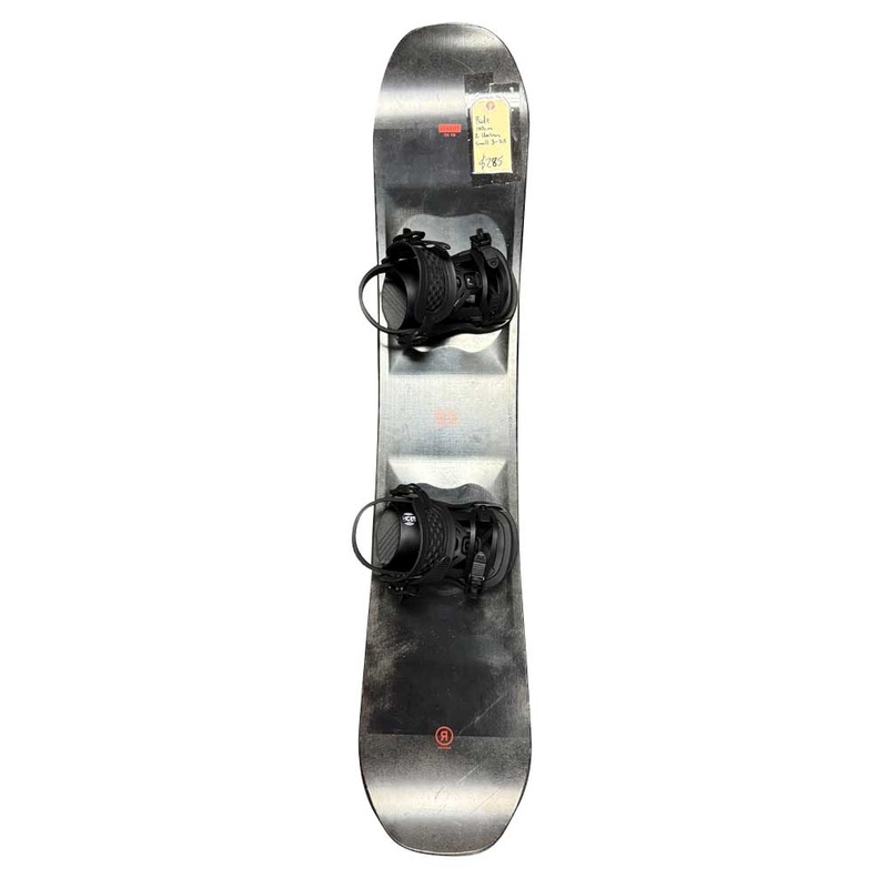 Pre Owned Ride 130 Snowboard and Small 3-5.5 Union Bindings 130