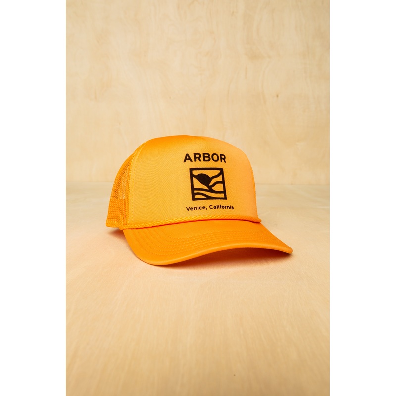 Notch Puffy Trucker OS Orange