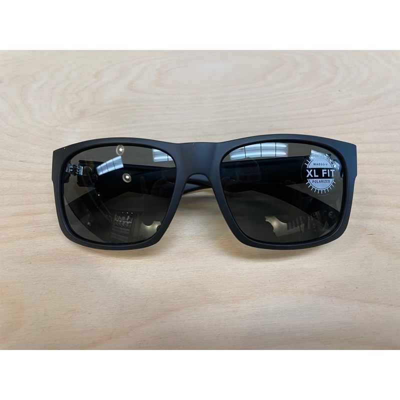 CAMINO Black Matte / Grey Polarized XL