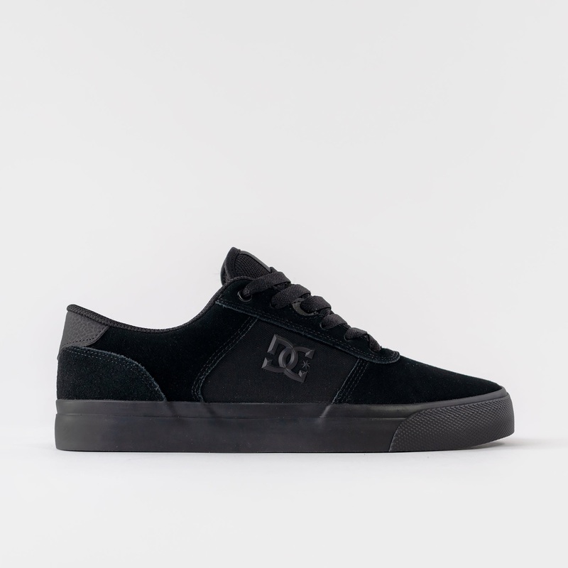 DC Teknic Shoes – Black/Black/Black UK 5
