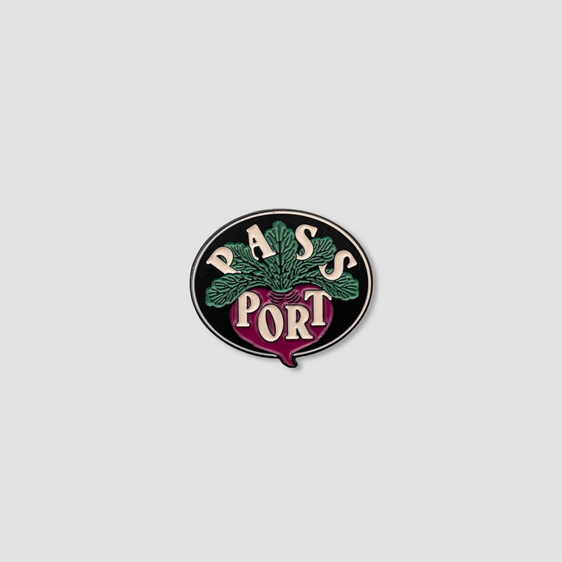 PassPort Raddish Pin Black / Multi