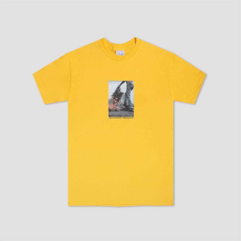 Sci-Fi Fantasy Waste T-Shirt Yellow Small