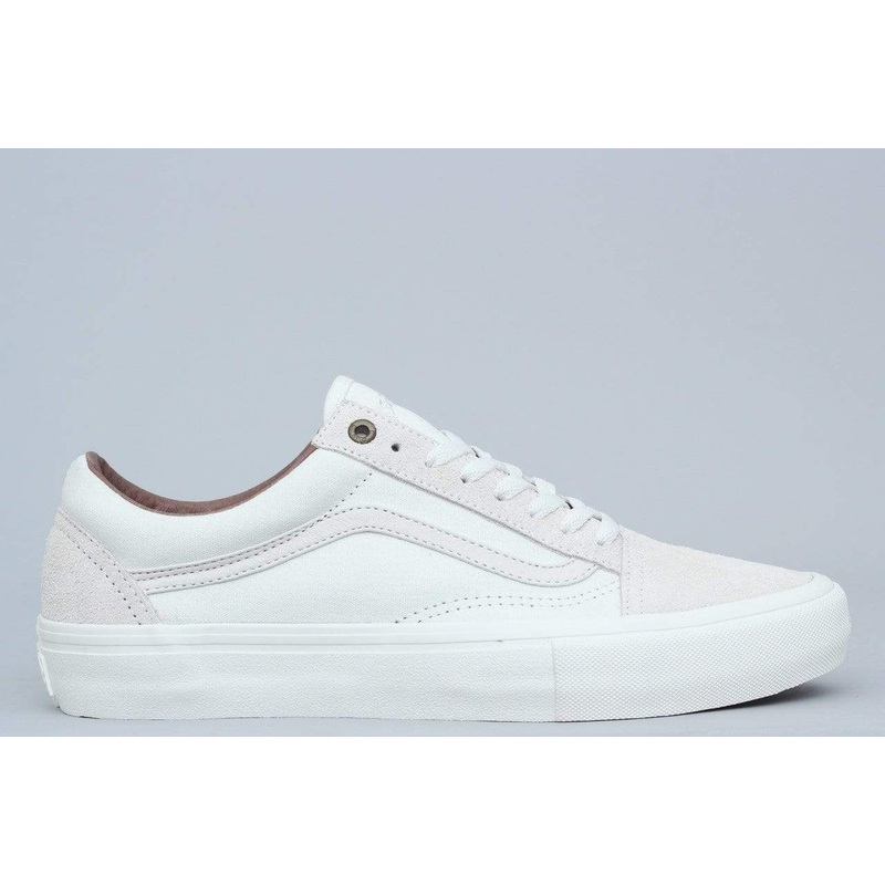 Vans X Passport Old Skool Pro Shoes White US7.5 /UK6.5