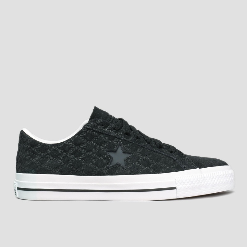 Converse One Star Pro Bones Shoes Black / Black / White UK6