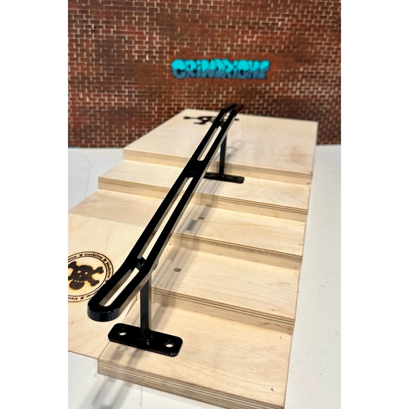 GRINDRIGHT FINGERBOARDING THE DOUBLER
