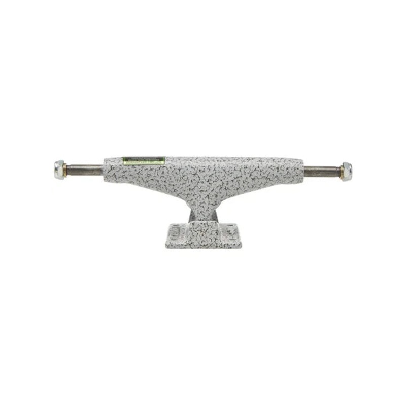 THUNDER LIGHT PEARL TRUCK
